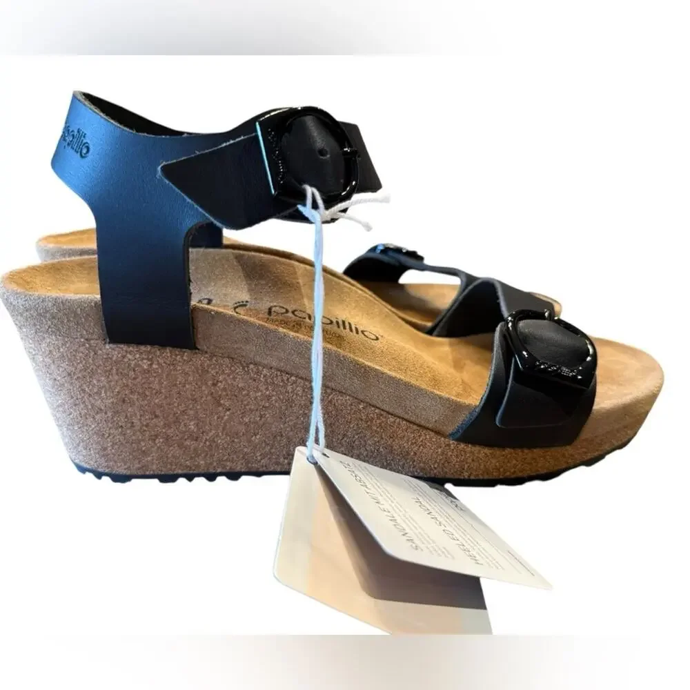 Papillio Smokey Ring Buckle  Women’s Size 9 Black and Tan Wedge Sandals NIB
